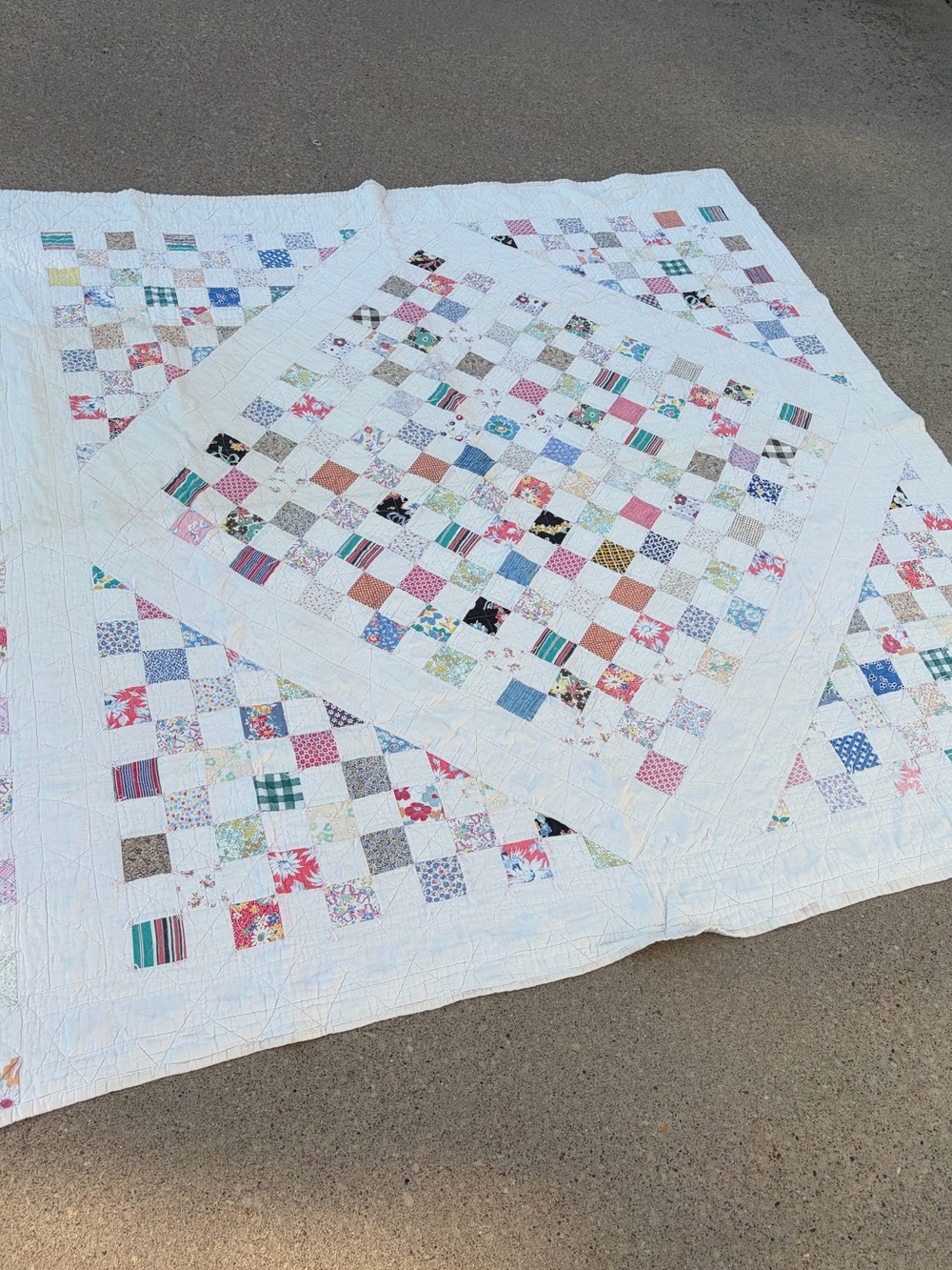 Vintage 1920-1940s checkerboard Irish quilt patchwork diamond feed sack blanket - Picture 3 of 11